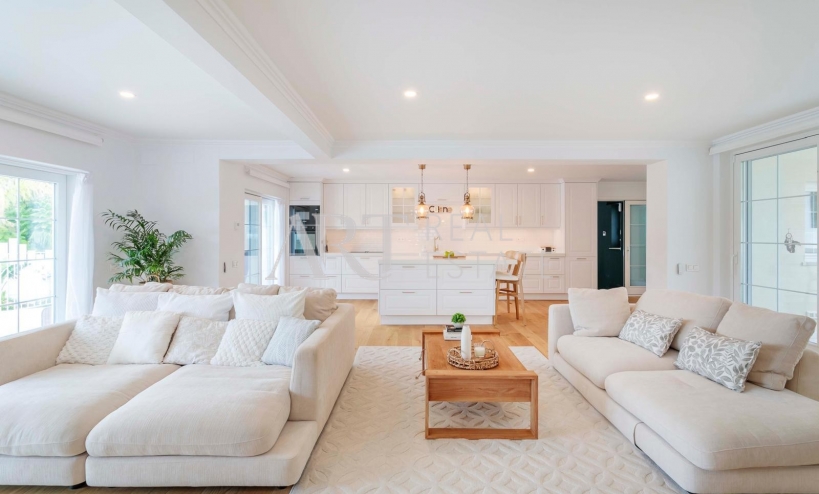 Resale - Villa - Benidorm