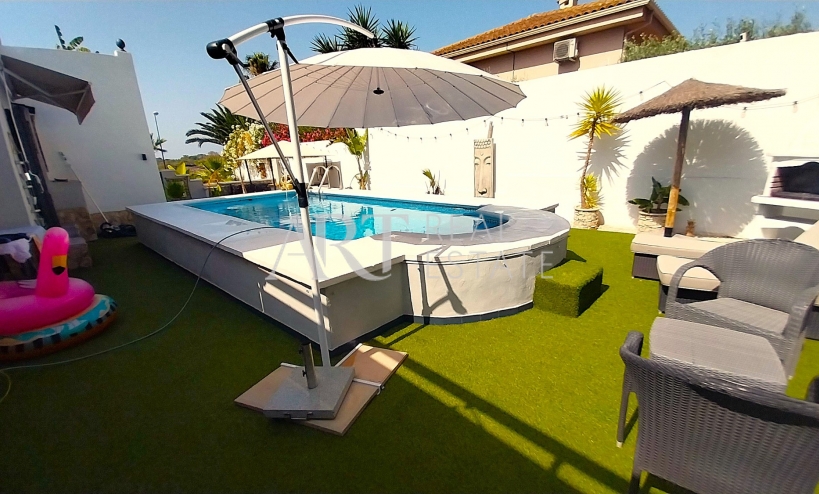 Herverkoop - Villa - La Nucía
