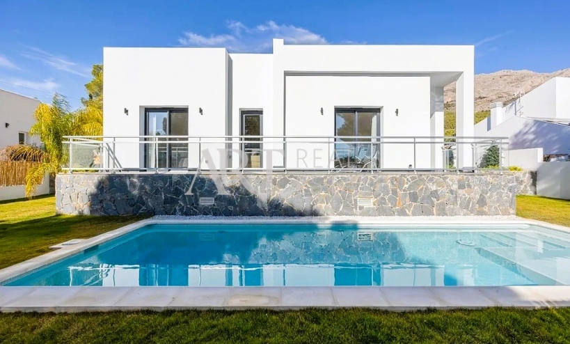 Videresalg - Villa - Altea