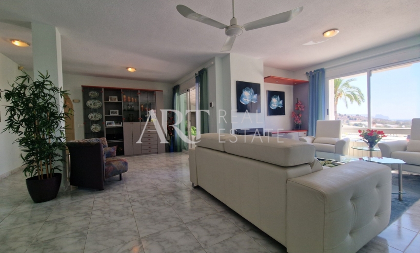 Resale - Villa - La Nucía