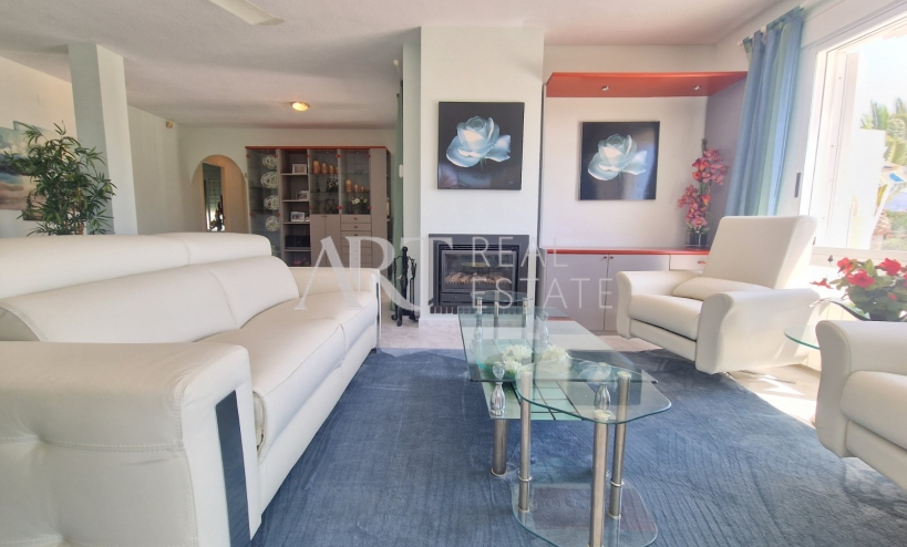Resale - Villa - La Nucía