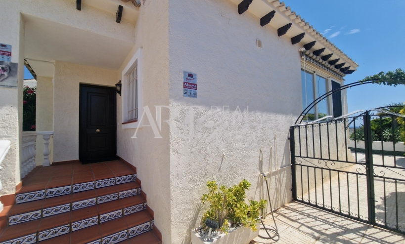 Resale - Villa - La Nucía
