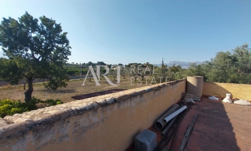 Resale - Villa - Benidorm