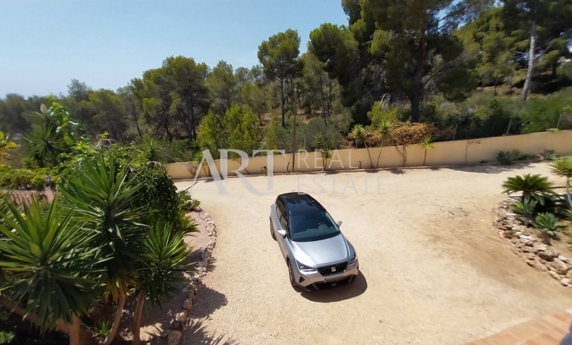 Resale - Villa - La Nucía