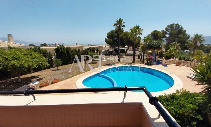 Resale - Villa - La Nucía