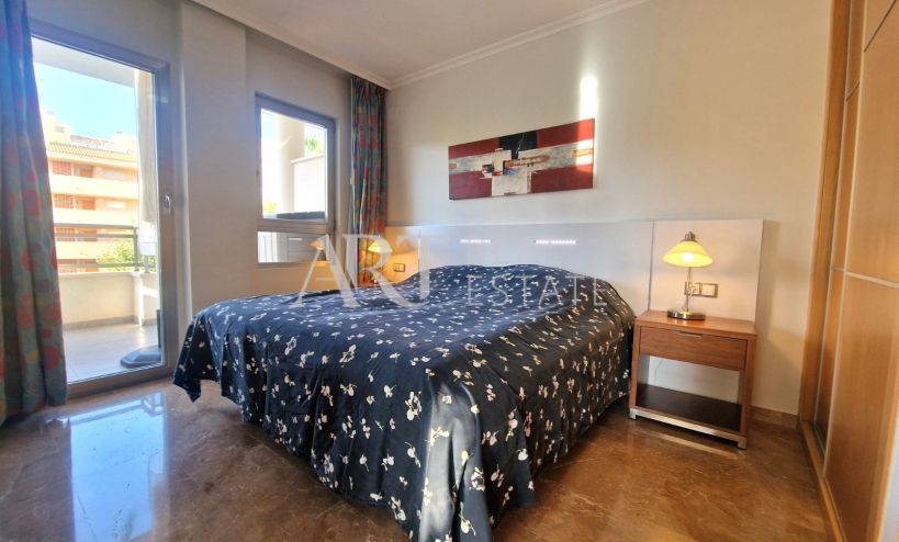 Resale - Apartment / flat - Albir