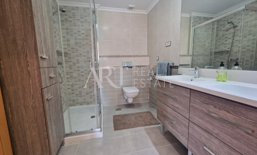 Resale - Apartment / flat - Albir