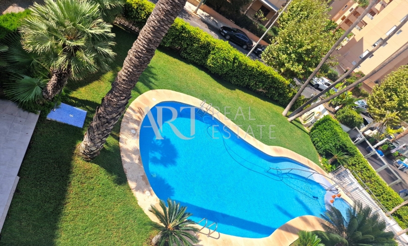 Resale - Apartment / flat - Albir