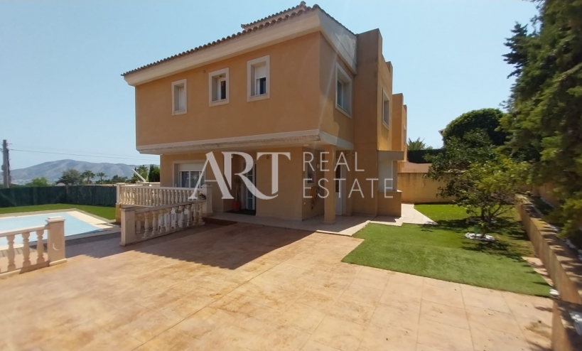 Resale - Villa - La Nucía