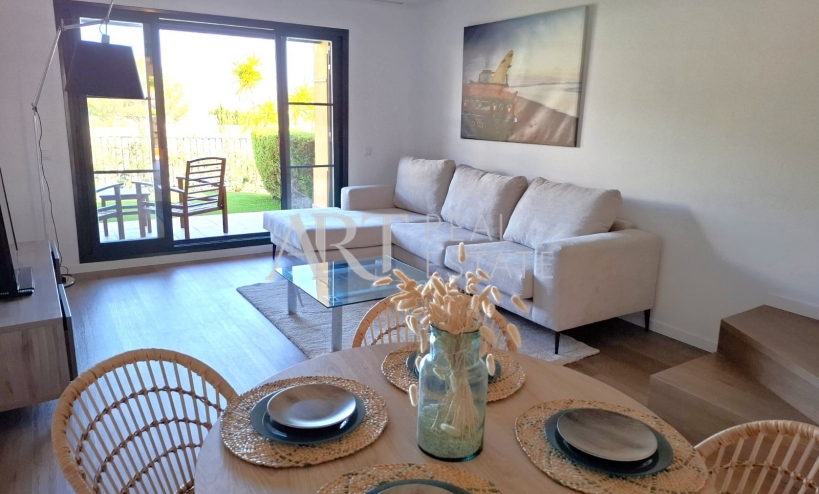 Videresalg - Leilighet / leilighet - Finestrat