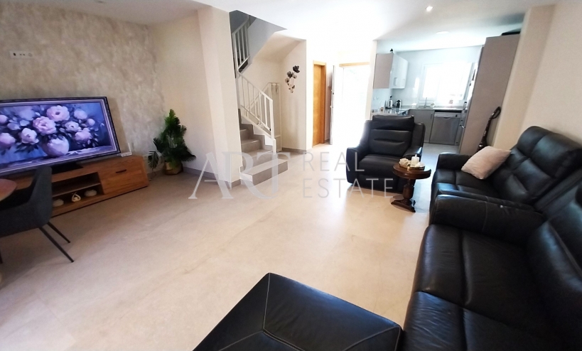 Videresalg - Tomannsbolig - Albir