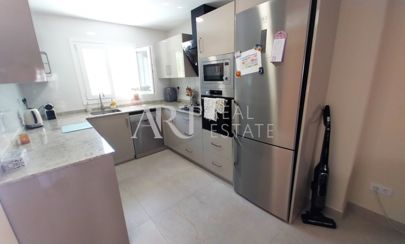 Videresalg - Tomannsbolig - Albir