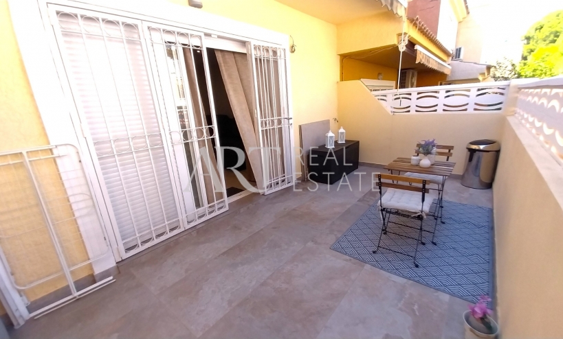 Videresalg - Tomannsbolig - Albir