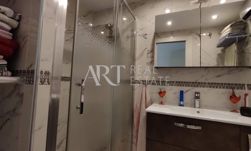 Reventa - Apartamento / piso - Albir