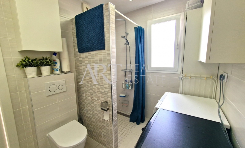 Herverkoop - Dubbelzijdig - La Nucía