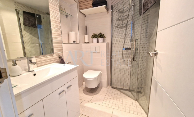 Herverkoop - Dubbelzijdig - La Nucía