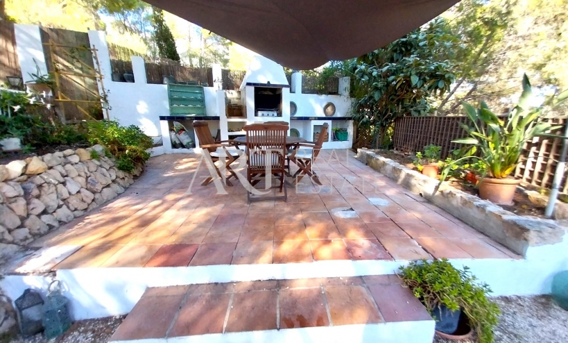 Resale - Villa - Altea