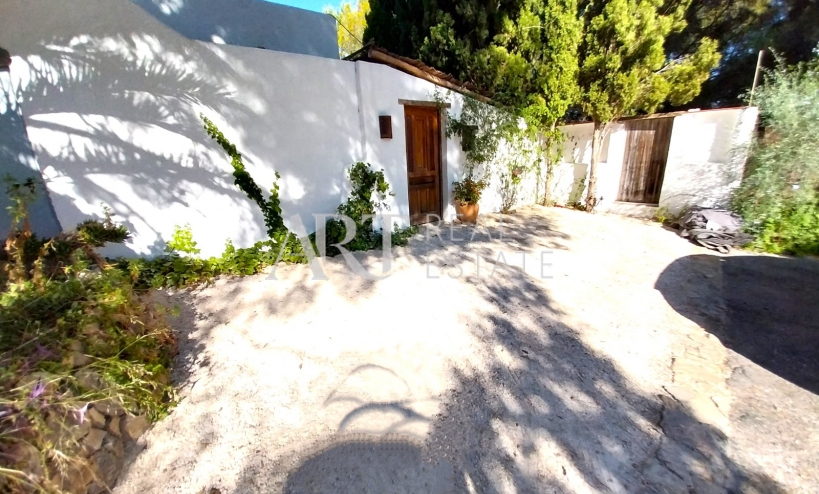 Resale - Villa - Altea